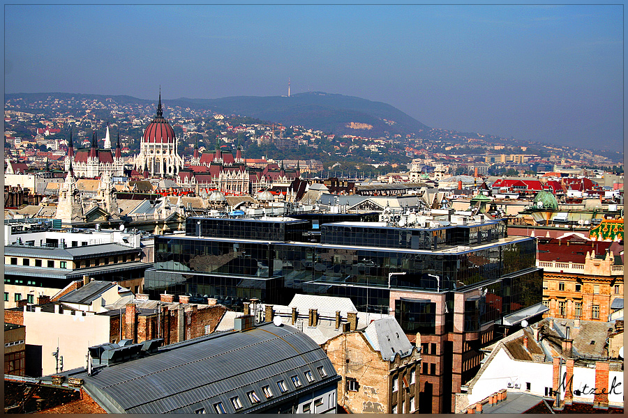 Ungarn - Budapest - 2006 Foto von Budapest Skyline Dächer