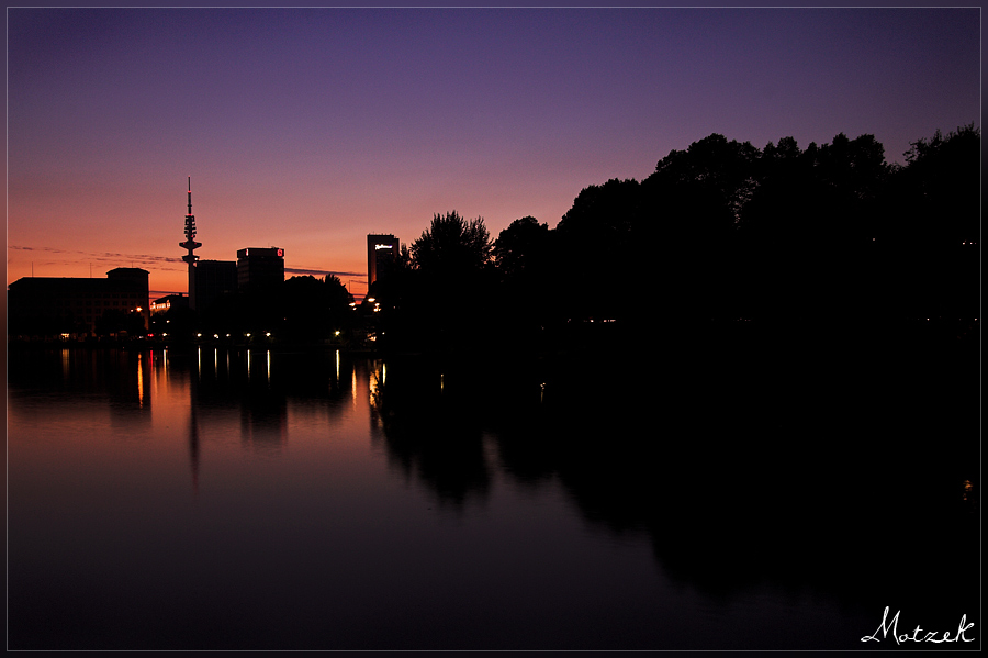 Hamburg - Alster Foto von Hamburg Alster Sonnenuntergang Sunset Lila