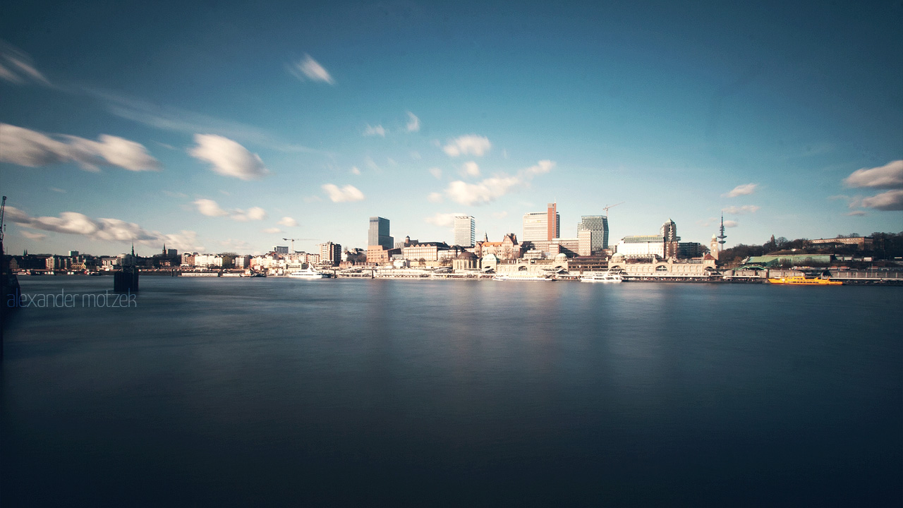 Hamburg 2012 Graufilter Foto von Hamburg Hafen Skyline Graufilter Vintage