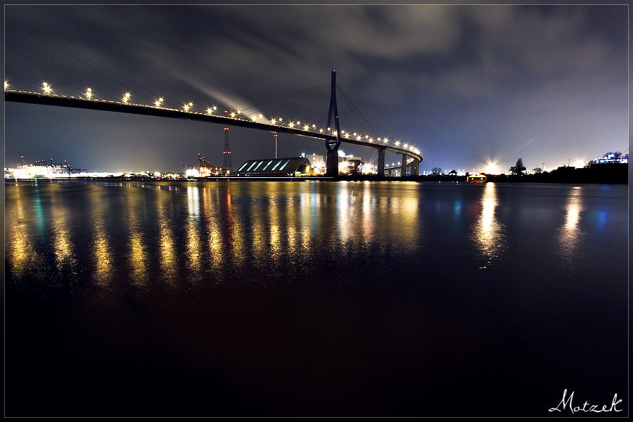 Foto von Hamburg Nacht Köhlbrandbrücke