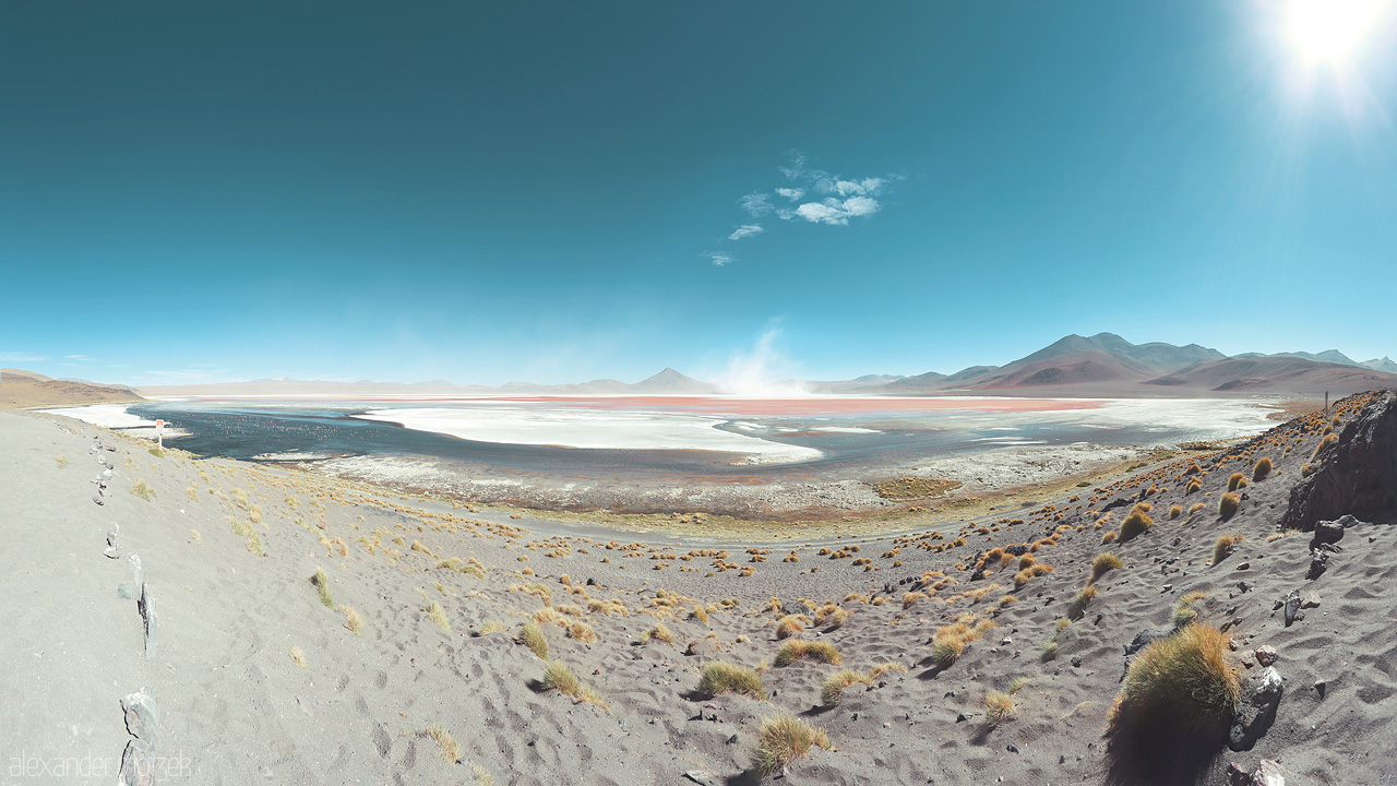 Foto von Panorama der Laguna Colorada in der Salzwüste Salar de Uyuni