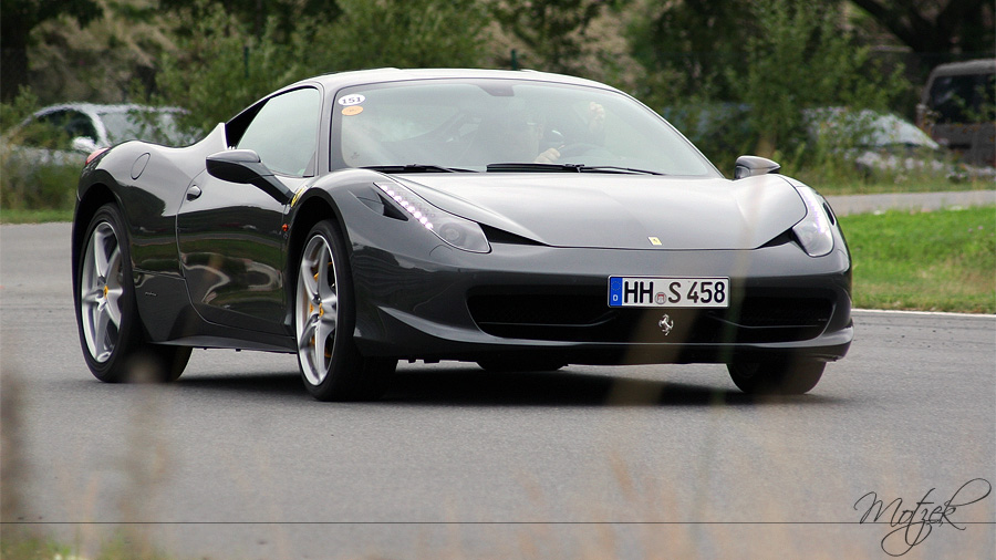 Foto von Charity Challenge 2010 Ferrari F458