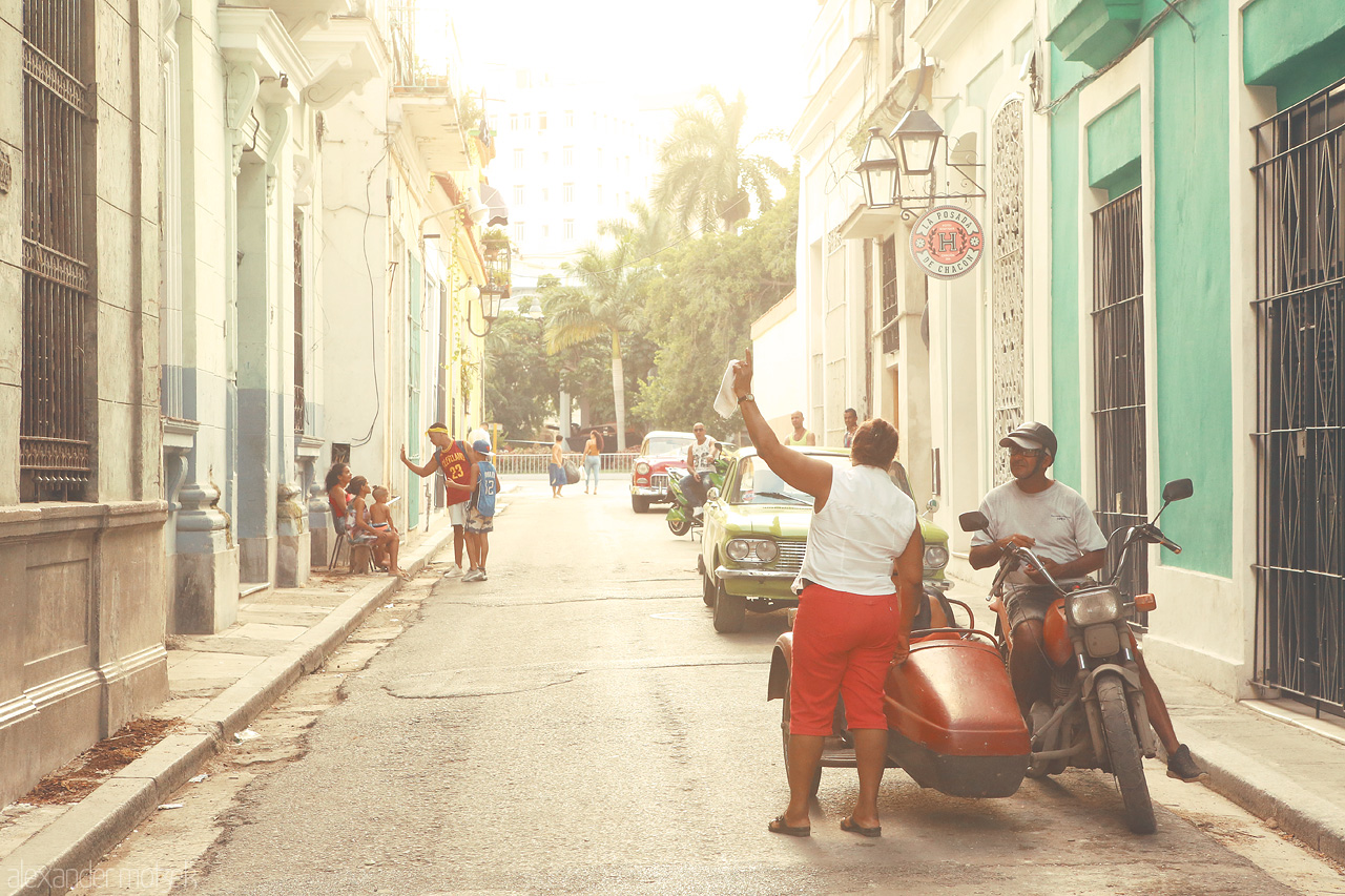Foto von La dolce vita in Havana bei Sonnenuntergang