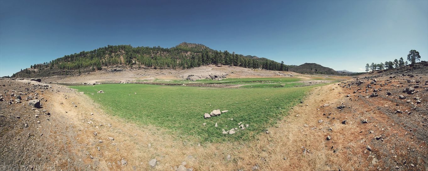 Foto von Gran Canaria ausgetrockneter Stausee