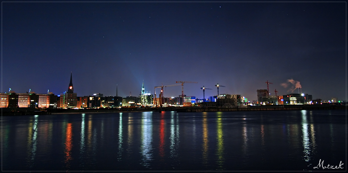 Foto von Hamburg Hafencity Panorama Nacht