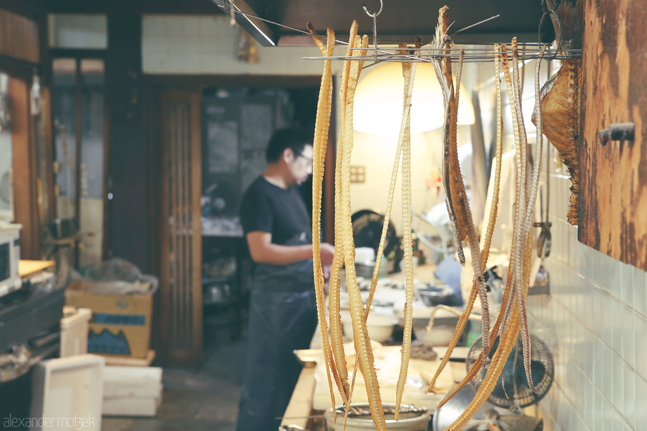 Foto von Getrocknete Fischgräten auf dem Nishiki Markt