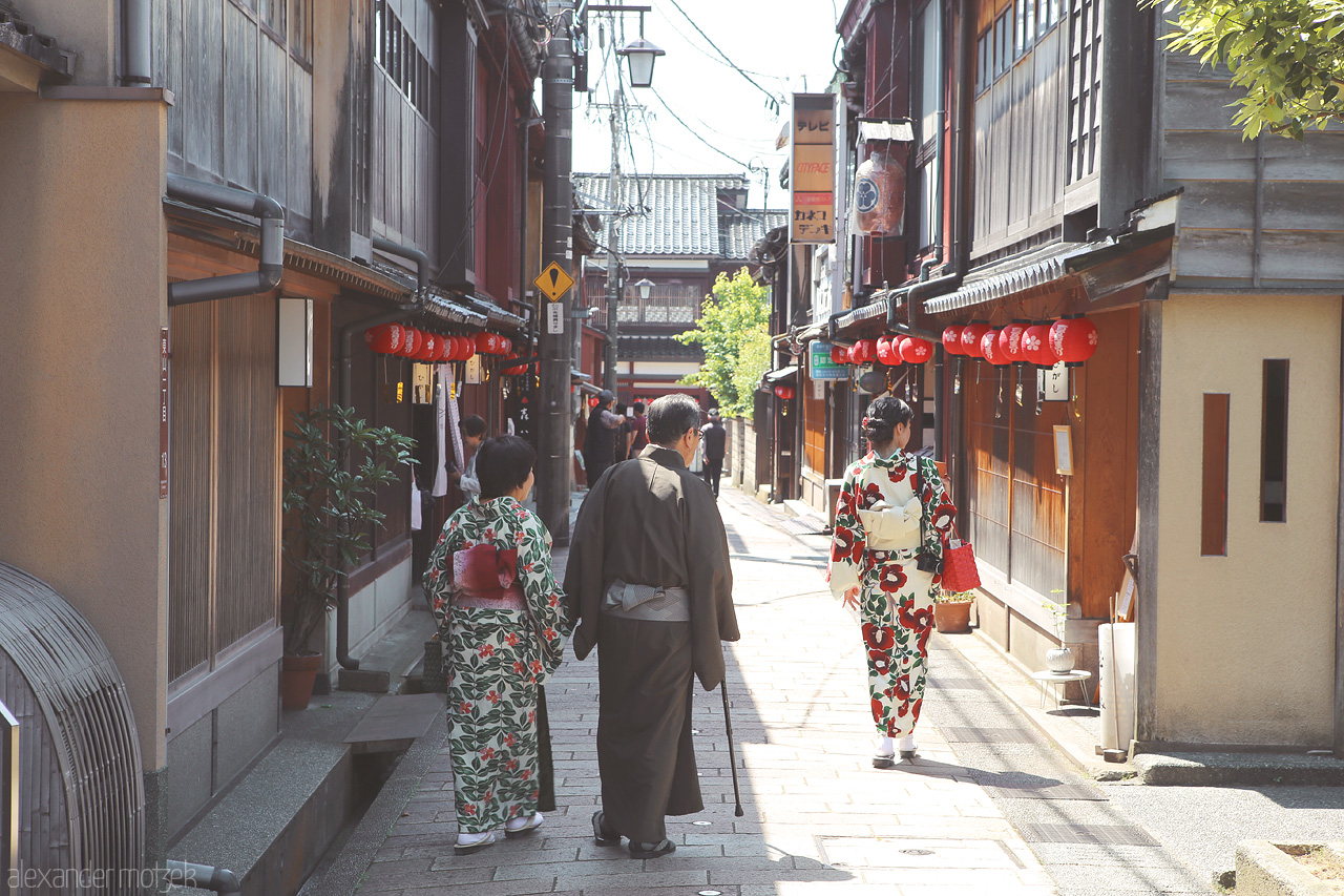 Foto von Traditionelle Kleider getragen in der Stadt des Goldes Kanazawa