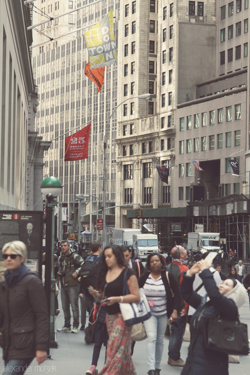 Foto von Blick auf die belebten Strassen der Wall Street