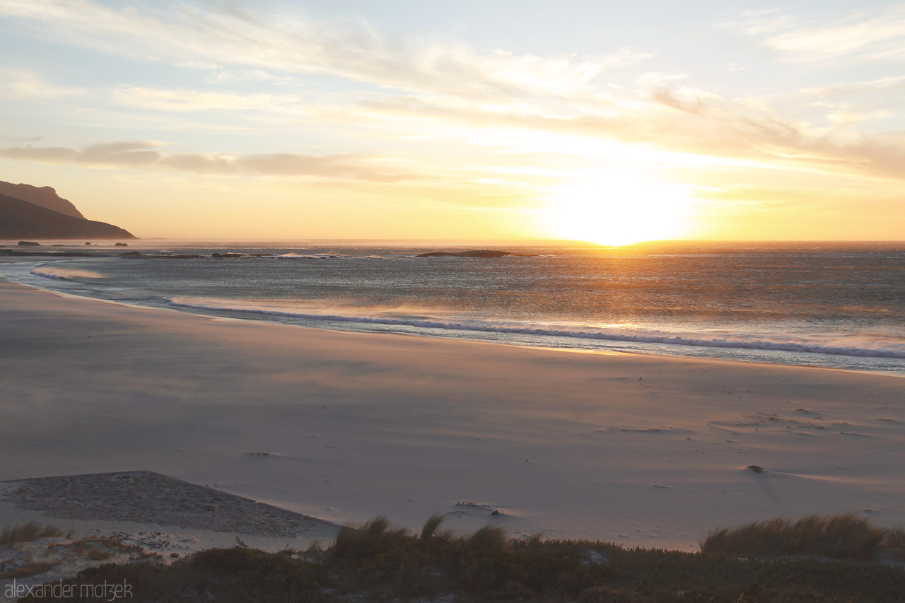 Foto von Wunderschöner Sonnenuntergang an der Hout Bay nahe Kapstadt